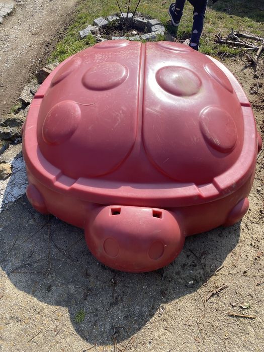 Детски пясъчник Chicco с капак