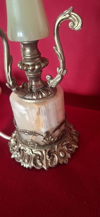 Настолна лампа от оникс