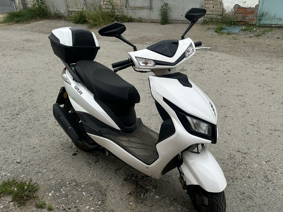 Продам скутер 90