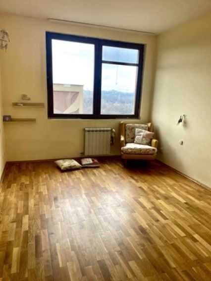 Дава се под наем Четиристаен апартамент в София, Младост 2 - 135 кв.м за 1175.55 € - Снимка #4