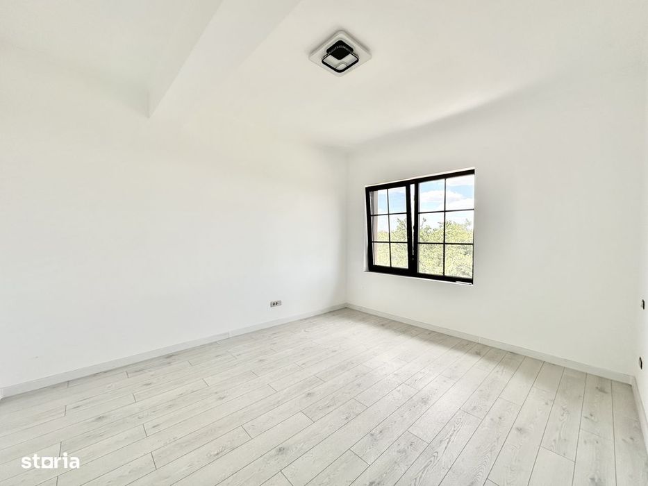 Duplex spatios cu 130 mp utili, pod izolat - aproape de Primaria Giroc