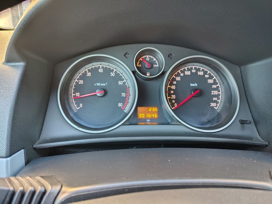 Opel Astra H GTC