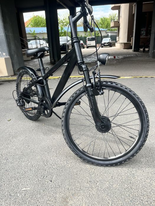 Vând bicicletă (20 inch)