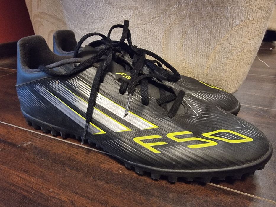Мъжки стоножки addidas f50