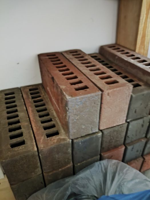 Продам клинкерный кирпич