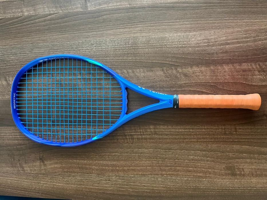Yonex EZONE 100SL