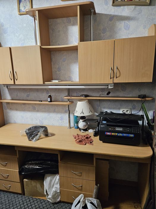 Продам уголок школьника