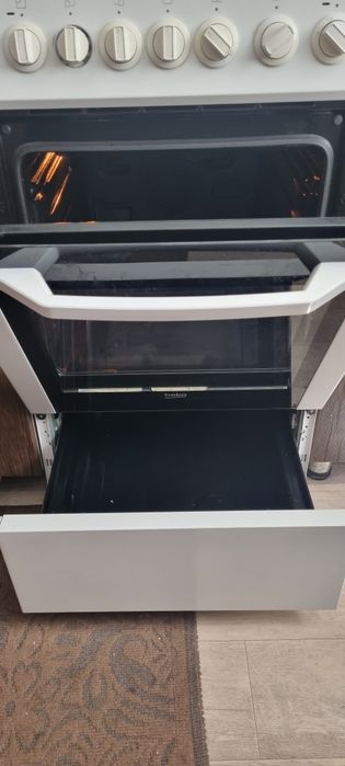 Продам плита Beko
