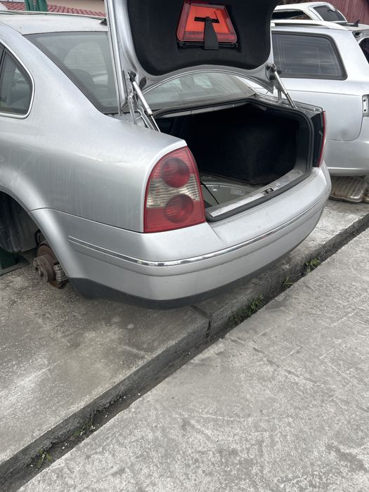 Bara spate vw passat b5.5 limuzina culoare LA7W