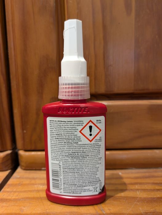 Лепило Loctite 243 осигурител за резби