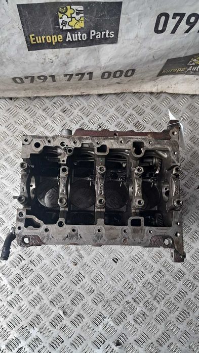bloc motor Audi Q5 2.0 TDI CNH / 03N023C an 2016