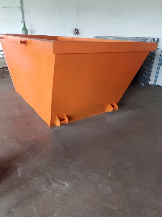 Container pentru deșeuri provenite din demolari