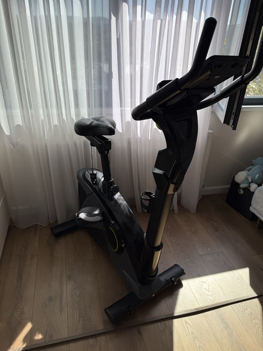 Bicicleta fitness electromagnetica Zipro Rook