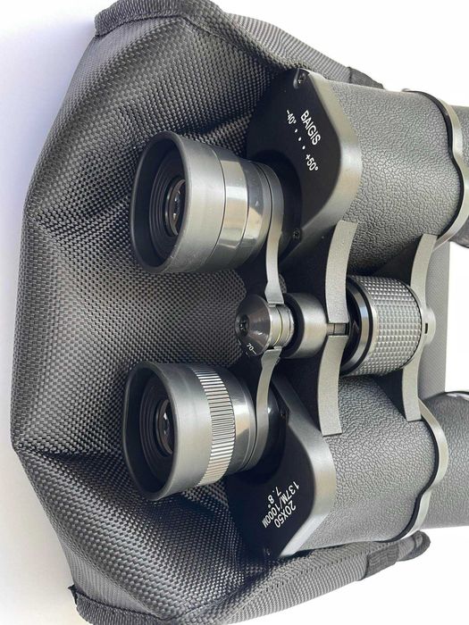 Бинокъл BAIGIS 20х50, чисто нов