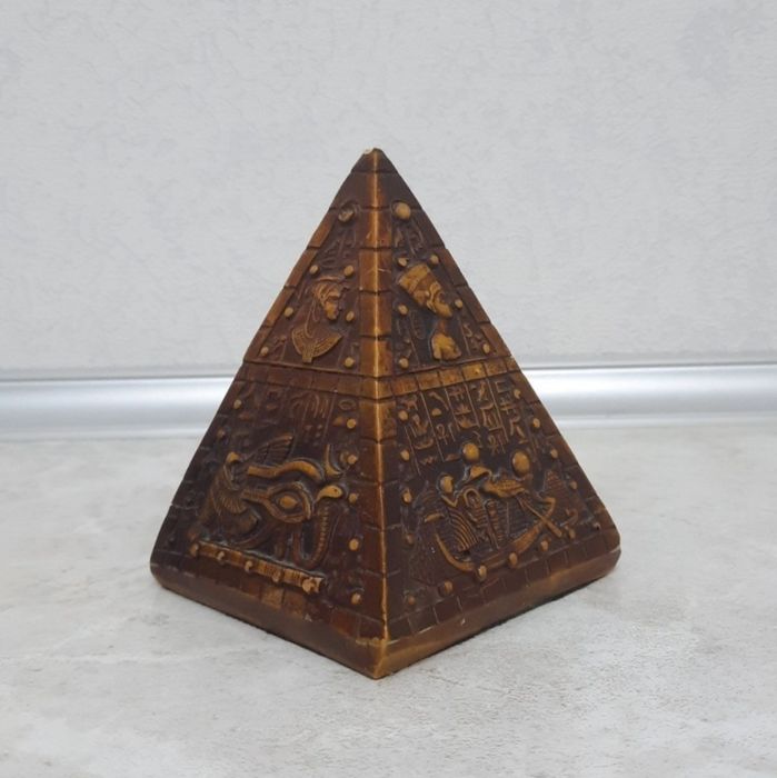 СРОЧНО и СО СКИДКОЙ! Продаю Египетскую пирамиду