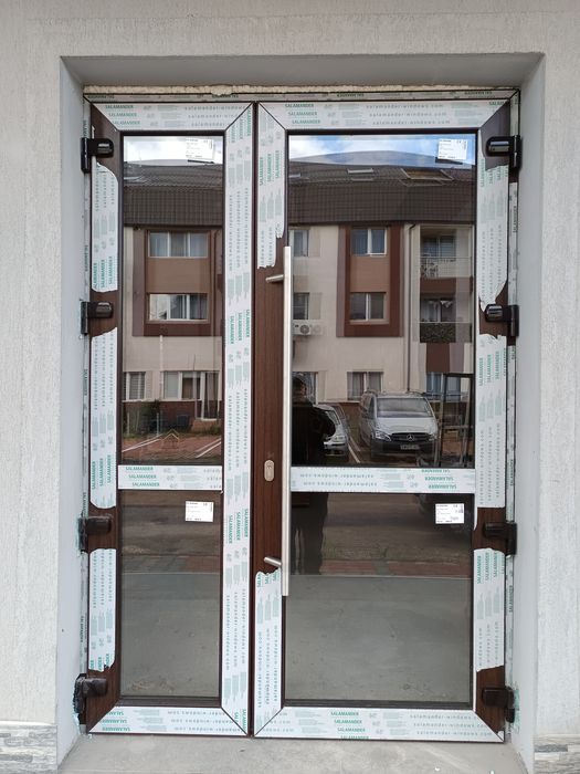 Tamplarie pvc și Aluminiu