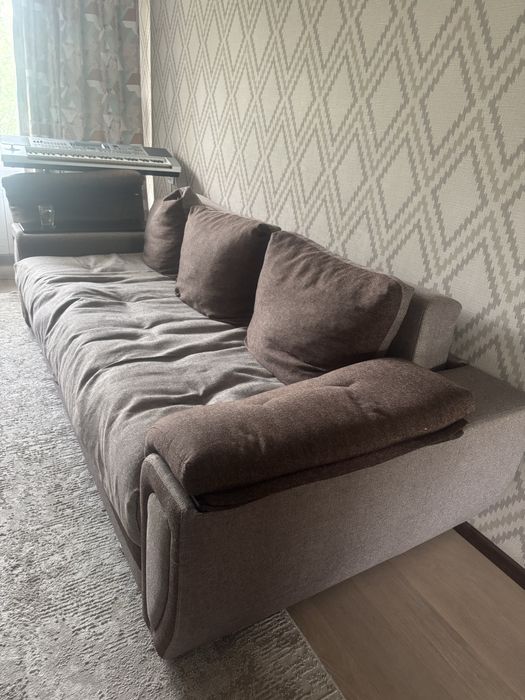 Диван для гостинной