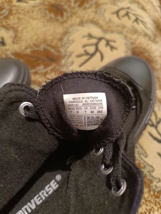 продам кроссовки converse all star