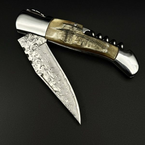 Сгъваем нож от дамаска стомана VG10 и чирени от кози рог