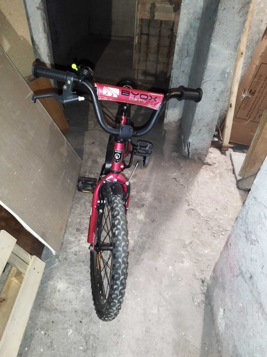 Детско колело Byox/ Биокс и комплект предпазители.