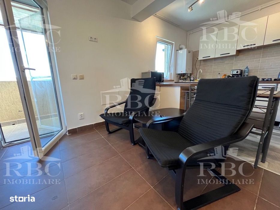 Apartament 3 camere cu balcon Valea Garboului