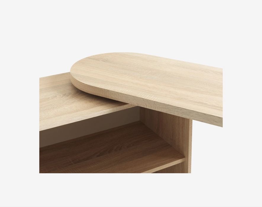 Vand comoda/birou foarte practic