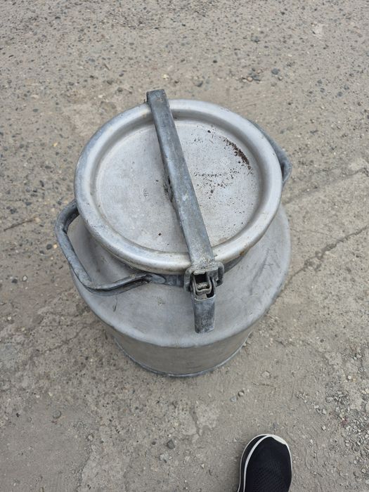Продам алюминевую флягу