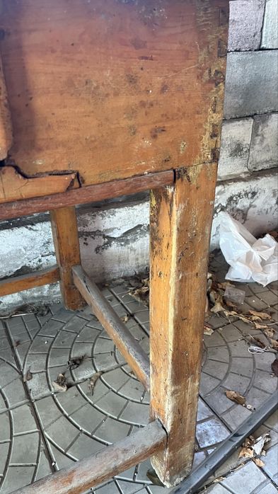 Стол деревянный натуральный