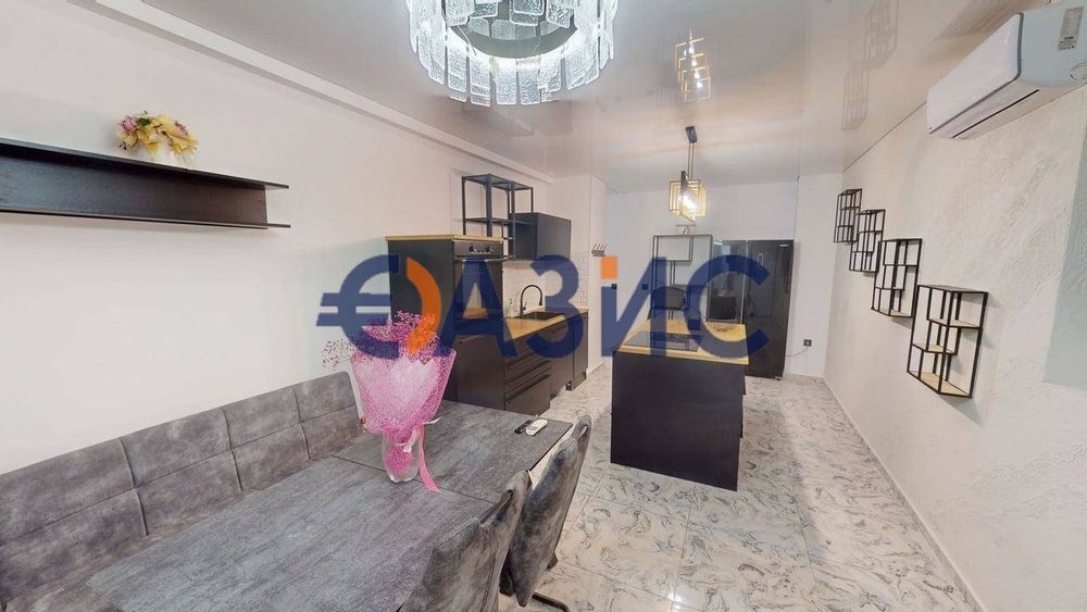 Продава се Тристаен апартамент в к.к. Слънчев бряг - 109 кв.м за 606 €/кв.м - Снимка #3