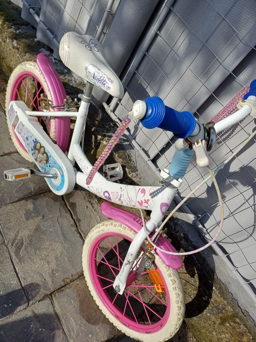 Vând bicicleta fete