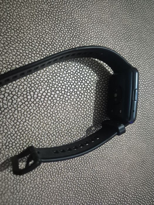 Vând Huawei watch fit