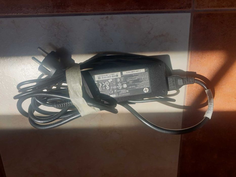 Зарядно за HP лаптоп