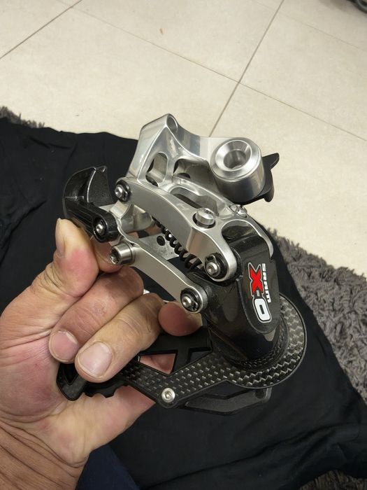 Set SRAM X0 Carbon + Manetă SRAM  X9
Vând o raritate pentru