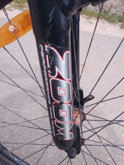 Vând bicigleta GIANT
