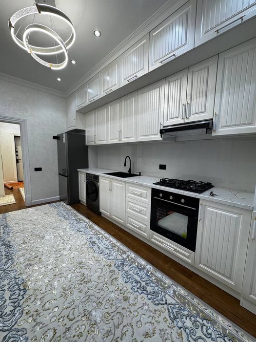 Чиланзар -26 кв ЖК Учтепа Авеню Новастиройка 4/1-1/10.130м2 Срочно