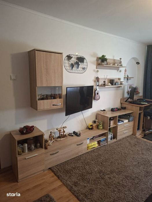 Apartament 3 camere, 72.52 mp, zona Craiovita Noua