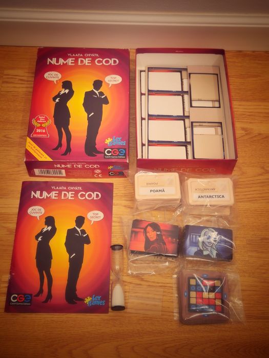 Joc de societate Nume de Cod / Codenames Boardgame