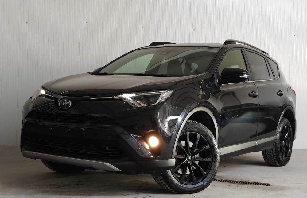 Toyota Rav4 2018//2,5 Hybrid//AUTOMATĂ E-CVT//4×4 //Istoric Toyota//Impecabilă//Buy Back
