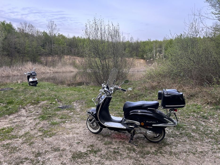 Scuter 125 retro