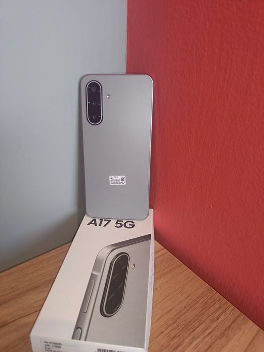 Samsung Galaxy A17