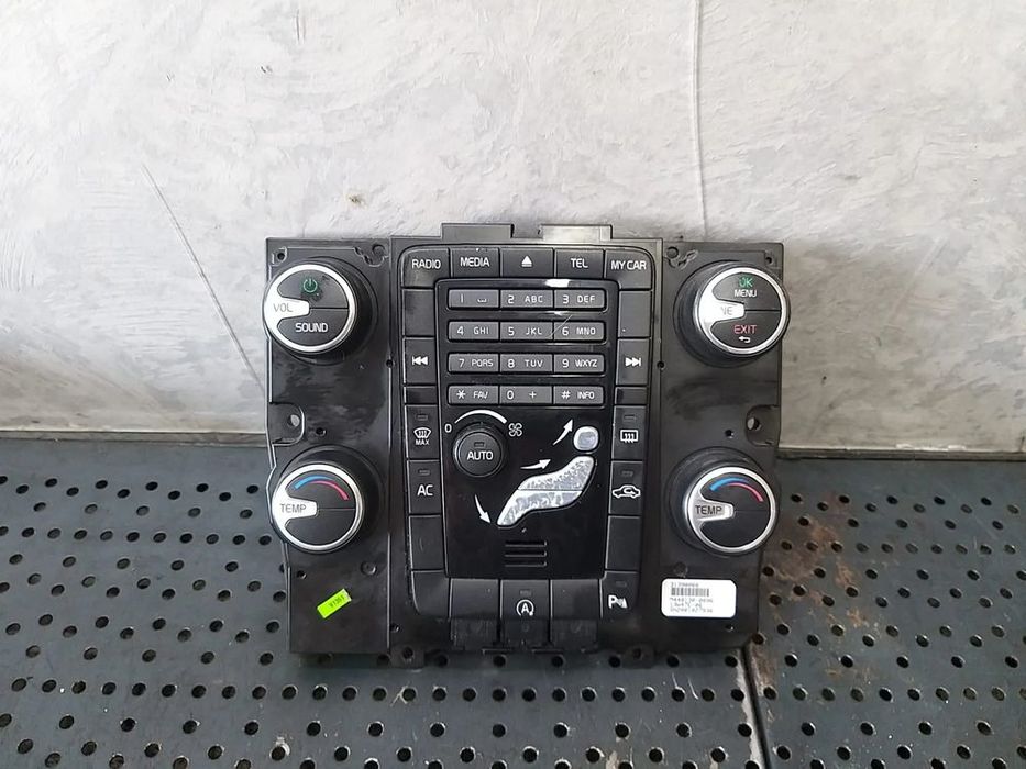 Panou comanda clima ac volvo xc60 31398066