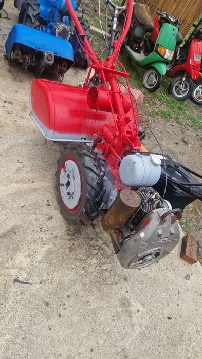 Vând motocultor de 9 cai 2t defect