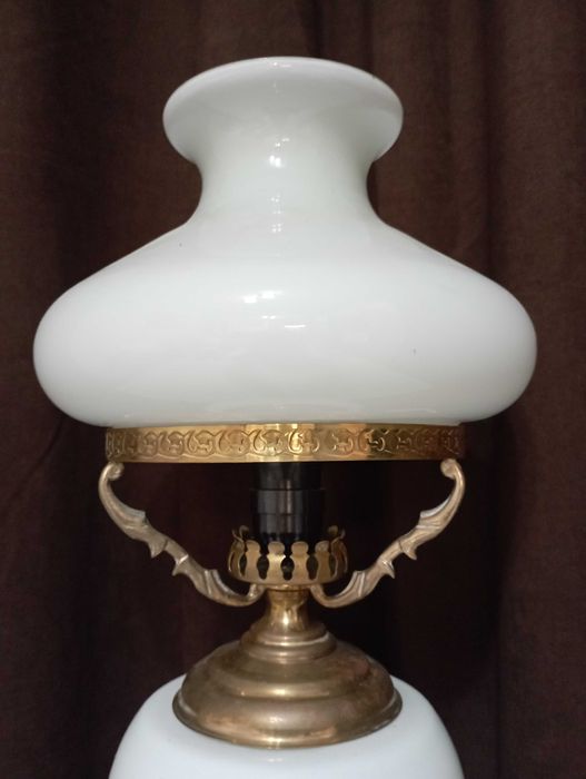 Комплект от две големи старинни красиви лампи - лампа