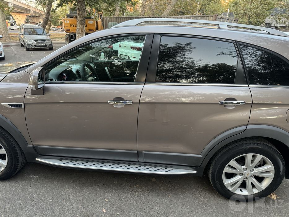 Chevrolet Captiva, 3 позиция 2013 года