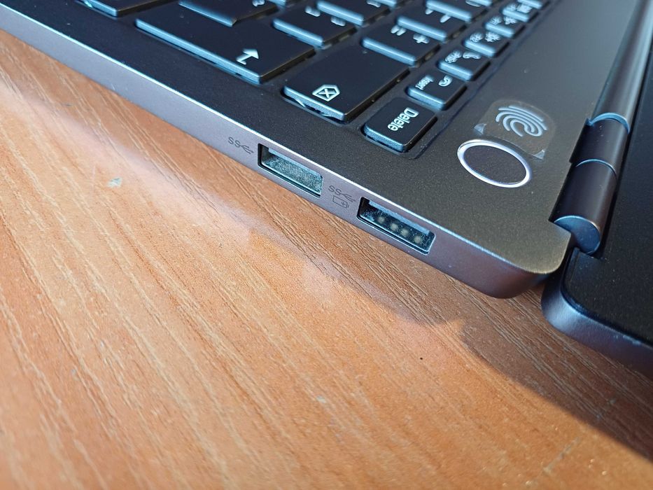 13.3" FHD IPS ThinkBook 13s Core i7-10510U/16GB RAM/512GB SSD Nvme