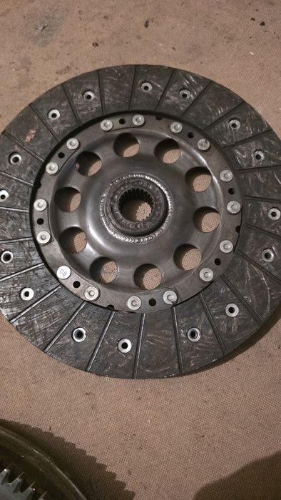 Маховик м57 и феродо към кутия 2.8 Pajero