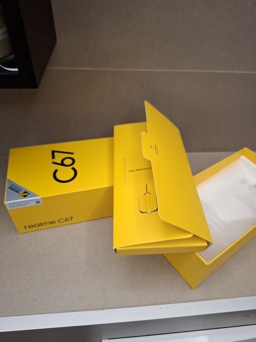 Смартфон Realme C67