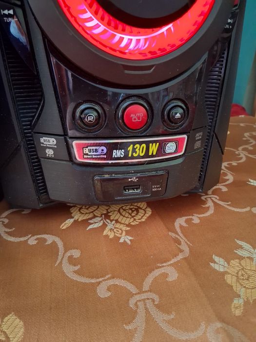 Hi-fi sistem combina LG-EAD136/ 130 RMS/ 60W