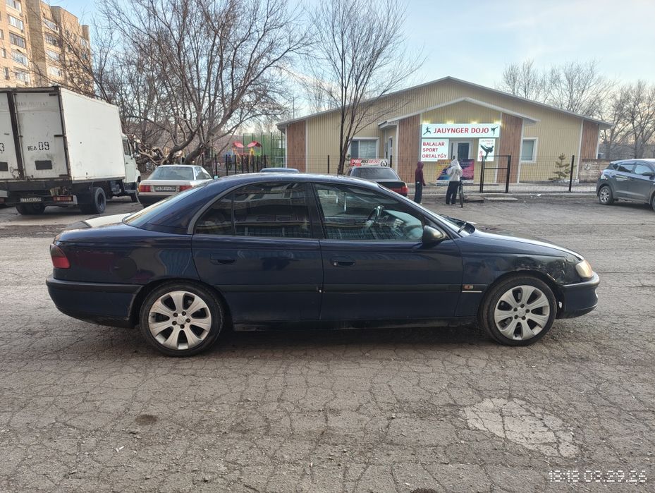 Opel omega b автомат