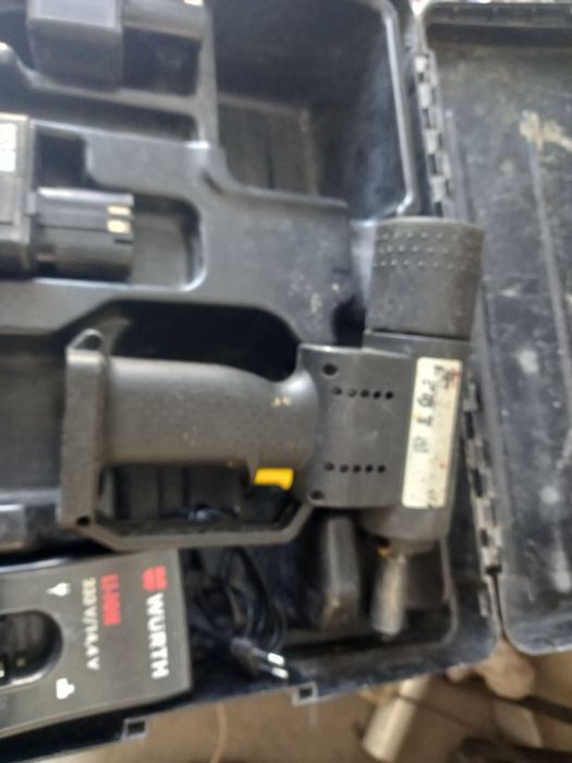 Акумулаторна нитачка würt